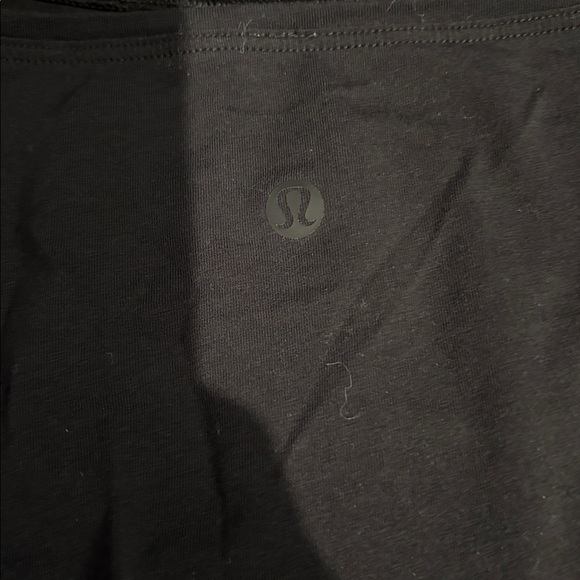 Lululemon Back in Action top - Picture 3 of 3